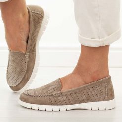 Beżowe ażurowe skórzane mokasyny damskie Vinceza 95360. Brązowe mokasyny damskie VINCEZA, z jeansu. Za 199.00 zł.