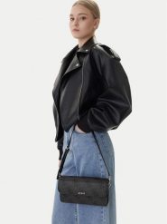 Guess Torebka Sadie HWOS81 18190 Szary. Szare torebki klasyczne damskie Guess, z aplikacjami, ze skóry, bez dodatków. Za 719.99 zł.