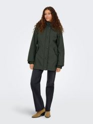 ONLY Parka puchowa w kolorze zielonym rozmiar: M. Zielone parki damskie Only, m, bez wzorów, z puchu. Za 201.08 zł.