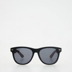 Okulary przeciwsłoneczne Wayfarer - czarny. Czarne okulary przeciwsłoneczne męskie Reserved. Za 69.99 zł.