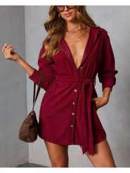 Milan Kiss Sukienka w kolorze czerwonym rozmiar: M. Czerwone sukienki damskie Milan Kiss, na co dzień, m, bez wzorów, z tkaniny, bez kołnierzyka, bez ramiączek, mini, proste. Za 217.99 zł.