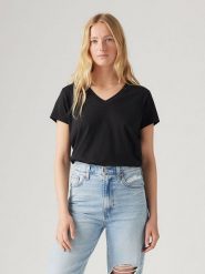 Levi's Koszulka w kolorze czarnym rozmiar: M. Czarne t-shirty damskie Levi's, m, bez wzorów, z bawełny, bez kołnierzyka. Za 78.47 zł.