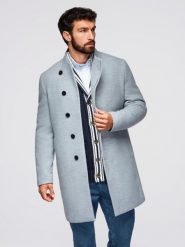 Płaszcz męski z wysokim kołnierzem i asymetrycznym zapięciem – szary melanż V1. Szare płaszcze męskie Ombre Clothing, m, z aplikacjami, z materiału, eleganckie. W wyprzedaży za 509.99 zł.