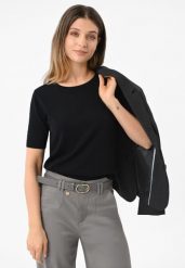 Dzianinowa koszulka TM-IRIS. Niebieskie t-shirty damskie Volcano, m, bez wzorów, z dzianiny, bez ramiączek. Za 99.99 zł.