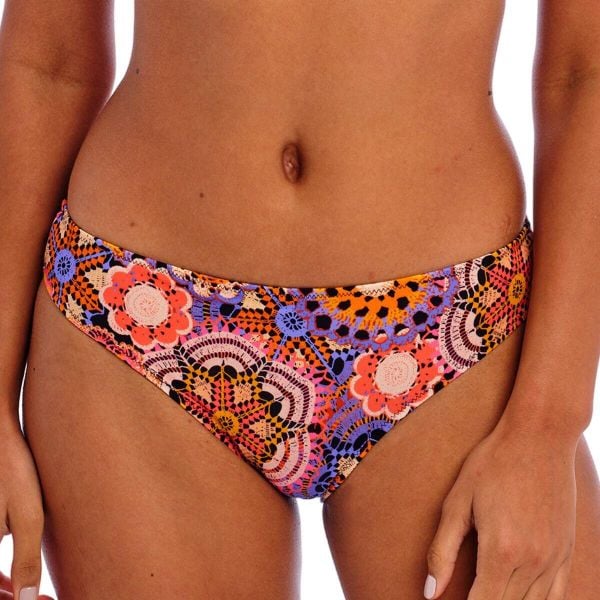 Figi do kostiumów kąpielowych dla kobiet Freya Santiago nights. Brązowe figi damskie FREYA, l, bez wzorów. Za 217.00 zł.