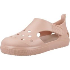 Sandały IGOR SURFI Rose. Czerwone sandały damskie Igor, bez wzorów, z gumy, bez obcasa. Za 123.99 zł.
