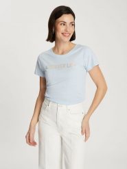 Cross Jeans Koszulka w kolorze błękitnym rozmiar: M. Niebieskie bluzki damskie Cross Jeans, m, bez wzorów, z bawełny, bez kołnierzyka. Za 57.06 zł.