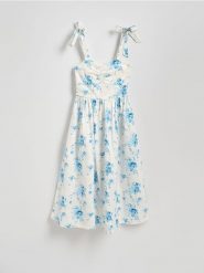 Sukienka midi z wiązaniem - wielobarwny. Sukienki damskie Reserved, l, bez wzorów, z dzianiny, bez kołnierzyka, bez ramiączek, midi, rozkloszowane. Za 149.99 zł.