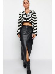 Trendyol Spódnica w kolorze czarnym rozmiar: XL. Czarne spódniczki damskie Trendyol, xl, bez wzorów, ze skóry, z podwyższonym stanem, maxi, proste. Za 69.91 zł.