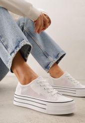 Białe Ażurowe Trampki na Platformie Irivana. Białe trampki i tenisówki damskie Renee, w ażurowe wzory, z jeansu. Za 79.99 zł.