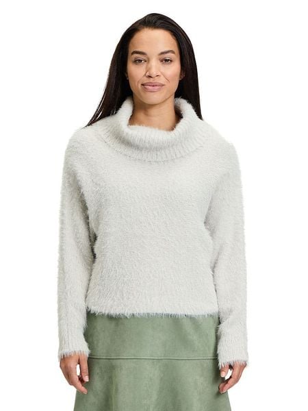 CARTOON Golf w kolorze białym rozmiar: 42. Białe golfy damskie Cartoon, bez wzorów, bez ramiączek. Za 122.09 zł.