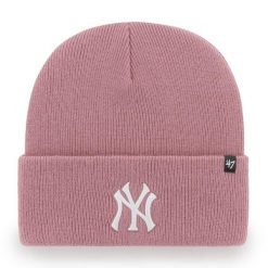 Czapka zimowa 47 Brand MLB New York Yankees Haymaker. Czerwone czapki męskie 47 Brand, na zimę, bez wzorów. Za 88.99 zł.