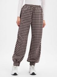 Msch Copenhagen spodnie materiałowe Kobiety Bawełna brązowy, M/L. Brązowe spodnie materiałowe damskie MSCH Copenhagen, bez wzorów, z bawełny. Za 399.95 zł.
