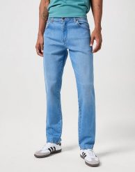 WRANGLER RIVER MĘSKIE SPODNIE JEANSOWE JEANSY DŻINSY CLEVER W112351255. Niebieskie jeansy męskie Wrangler, na lato. Za 229.99 zł.