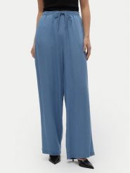 Vero Moda Spodnie materiałowe Bree 10304898 Niebieski Loose Fit. Niebieskie spodnie materiałowe damskie Vero Moda, bez wzorów, z lyocellu. Za 209.99 zł.