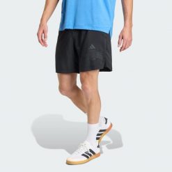Spodenki Treningowe Z Grafiką D4T Power Essentials. Czarne szorty sportowe męskie Adidas, na fitness i siłownię. Za 179.00 zł.