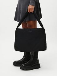 LeGer Torebka "Katrin" w kolorze czarnym rozmiar: onesize. Czarne torebki klasyczne damskie LeGer, bez wzorów, z materiału, bez dodatków. Za 130.99 zł.