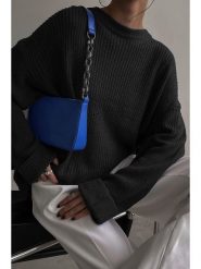 MADMEXT Sweter w kolorze czarnym rozmiar: onesize. Czarne swetry klasyczne damskie MADMEXT, ze splotem, bez kołnierzyka. Za 104.99 zł.