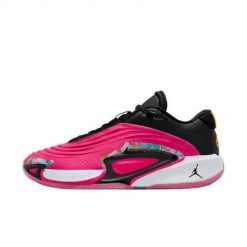 Buty koszykarskie męskie Nike Air Jordan Luka 3 Imaginarium. Czerwone obuwie do biegania damskie Nike, Nike Air Jordan. Za 626.00 zł.