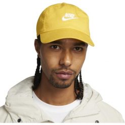 Czapka Nike Club Unstructured Futura Wash Cap, Dla obu płci. Żółte czapki męskie Nike, bez wzorów, z bawełny, sportowe. Za 190.00 zł.