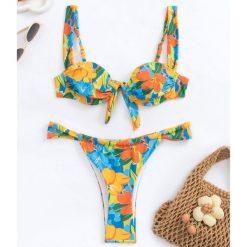 Strój kąpielowy dwuczęściowy z usztywnieniem plażowy Myrtille. Bikini damskie Intica, bez wzorów. Za 159.00 zł.