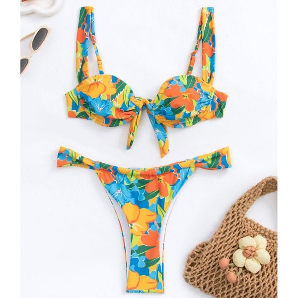 Strój kąpielowy dwuczęściowy z usztywnieniem plażowy Myrtille. Bikini damskie Intica, bez wzorów. Za 159.00 zł.