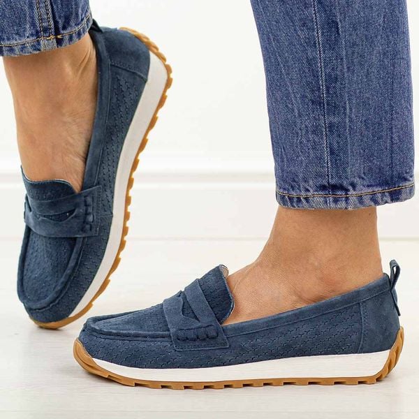 Granatowe skórzane mokasyny damskie Sergio Leone sp009. Niebieskie mokasyny damskie Sergio Leone, z jeansu. Za 199.00 zł.