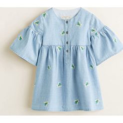 Mango Kids - Sukienka dziecięca Fly 80-104 cm. Sukienki dziewczęce Mango Kids, bez wzorów, z bawełny, casualowe, bez ramiączek, krótkie. W wyprzedaży za 49.90 zł.