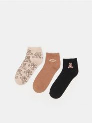 Skarpetki bawełniane 3 pack - wielobarwny. Skarpetki damskie Sinsay, bez wzorów, z bawełny. Za 15.99 zł.