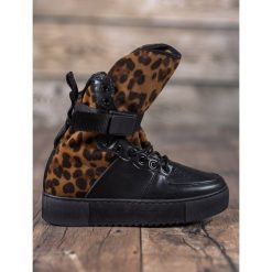 Diamantique Wysokie Botki Leopard Print. Brązowe botki damskie Diamantique, ze skóry ekologicznej, bez obcasa, bez zapięcia. Za 64.90 zł.