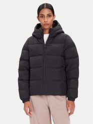 Jack Wolfskin Kurtka puchowa Frozen Palace A65097 Czarny Regular Fit. Czarne kurtki damskie Jack Wolfskin, s, bez wzorów, z puchu, bez kaptura. Za 849.99 zł.