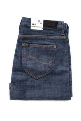 SPÓDNICA JEANSOWA LEE BUTTON THROUGH SKIRT L38HYHIB. Niebieskie spódniczki damskie Lee, l, bez wzorów, z jeansu, trapezowe. Za 169.99 zł.