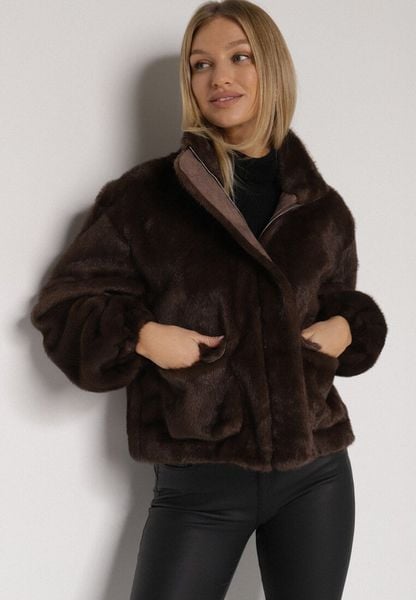 Brązowa Futrzana Kurtka Ozdobiona Kieszeniami Vetilina. Brązowe kurtki damskie Born2be, l, bez wzorów, z futra, bez kaptura. Za 179.99 zł.
