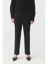 TATUUM Spodnie "Siko" w kolorze czarnym rozmiar: 42. Czarne spodnie materiałowe damskie Tatuum, bez wzorów, z materiału. Za 192.33 zł.
