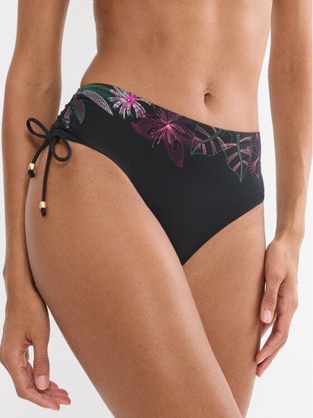 Triumph Dół od bikini Summer Tropics Midi 10226523 Czarny. Czarne bikini damskie Triumph, bez wzorów. Za 139.99 zł.