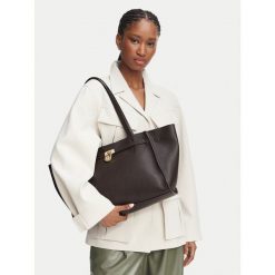 Torebka MICHAEL Michael Kors. Brązowe torebki klasyczne damskie MICHAEL Michael Kors, bez wzorów, bez dodatków. Za 1,649.00 zł.