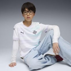 Młodzieżowa koszulka wyjazdowa reprezentacji Islandii kobiet 2025 PUMA. Biała bluzki damskie Puma, m, bez wzorów, bez kołnierzyka. Za 329.00 zł.