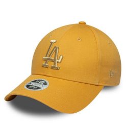 Czapka z daszkiem New Era. Żółte czapki z daszkiem damskie New Era, bez wzorów. Za 99.99 zł.