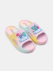 Klapki Lilo & Stitch - wielobarwny. Klapki damskie Sinsay, bez wzorów, bez obcasa. Za 39.99 zł.