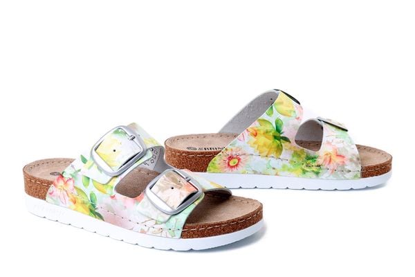 DR. BRINKMANN 701058-00 multi, klapki damskie. Klapki damskie Dr. Brinkmann, bez wzorów, ze skóry, bez obcasa. Za 174.17 zł.