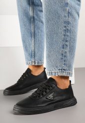 Czarne Tenisówki Zdobione Perforacją i Aplikacją Frolmio. Czarne trampki i tenisówki damskie Born2be, z aplikacjami, z jeansu. Za 54.99 zł.