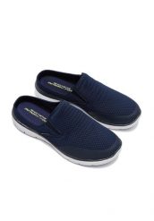 Klapki męskie Skechers Summits Vindicator. Niebieskie klapki i japonki męskie Skechers, z materiału. Za 397.00 zł.