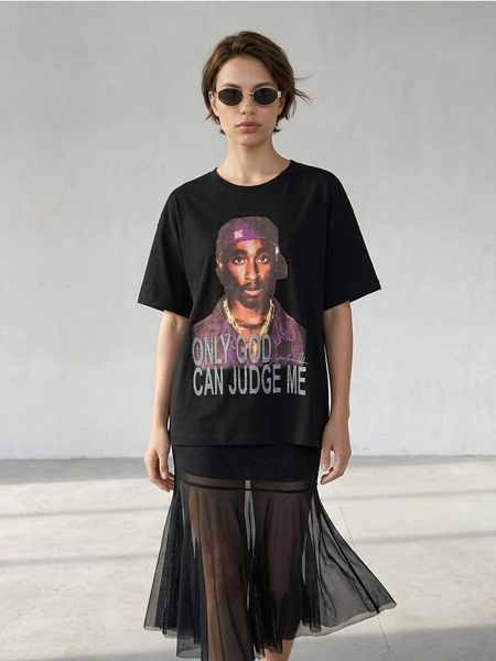 Bawełniana koszulka z krótkim rękawem 2Pac - czarny. Czarne t-shirty damskie Sinsay, l, bez wzorów, z bawełny, bez kołnierzyka. Za 29.99 zł.