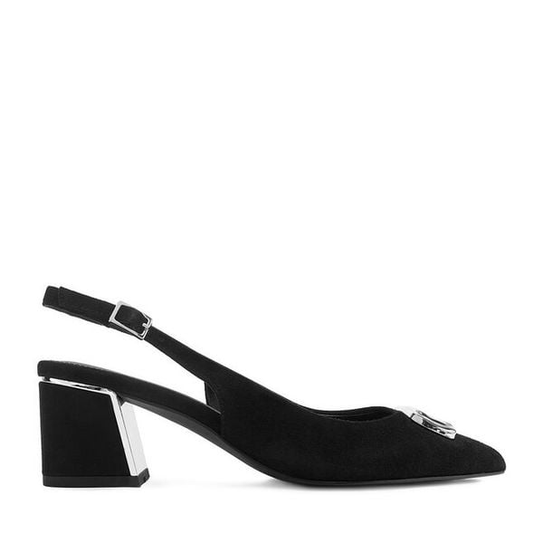 Czółenka Lasocki. Czarne czółenka damskie Lasocki, bez wzorów, bez obcasa. Za 249.99 zł.
