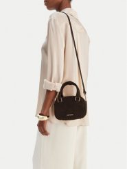 GINO ROSSI Torebka EO-LA224-19318 Brązowy. Brązowe torebki klasyczne damskie Gino Rossi, bez wzorów, ze skóry, bez dodatków. Za 237.99 zł.