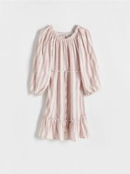 Sukienka mini - brudny róż. Czerwone sukienki damskie Reserved, l, bez wzorów, z tkaniny, bez kołnierzyka, bez ramiączek, mini. W wyprzedaży za 59.99 zł.