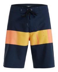 Spodenki boardshort dla Mężczyzn SURFSILK STRAIGHT LEG 20" Różowy. Czerwone szorty męskie Quiksilver, z materiału, bez kołnierzyka. Za 226.00 zł.