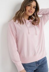 Jasnoróżowa Bluza Rhodeope. Czerwone bluzy z kapturem damskie Born2be, xs, z dzianiny. Za 39.99 zł.