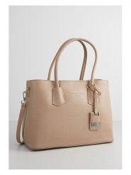 Christian Laurier Skórzana torebka "Pia" w kolorze beżowym - 33 x 30 x 12 cm rozmiar: onesize. Brązowe torebki klasyczne damskie Christian Laurier, bez wzorów, z materiału, bez dodatków. Za 343.45 zł.