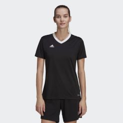 Koszulka piłkarska damska Adidas Entrada 22 Jersey. Niebieskie bluzki damskie Adidas, xs, bez wzorów, z jersey, sportowe, bez kołnierzyka, bez ramiączek. Za 65.00 zł.